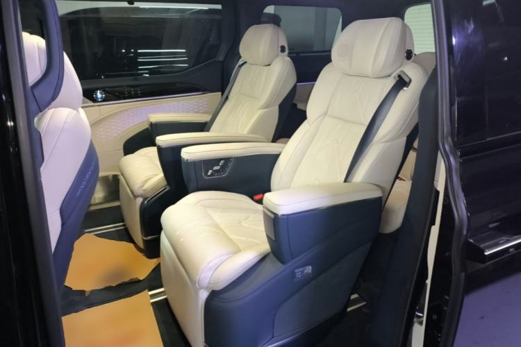 Used Zeekr 009 2024 7-Seater Aisle Version 108 kWh