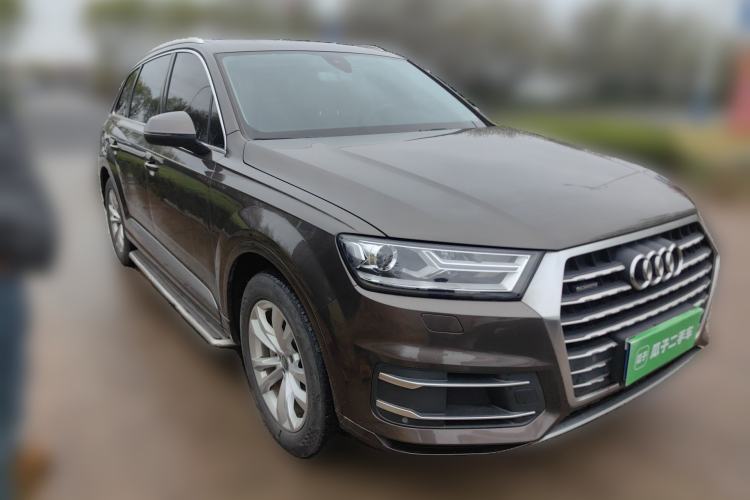 Used Audi Q7 2016 45 TFSI Technology Edition Front Right 45 Deg