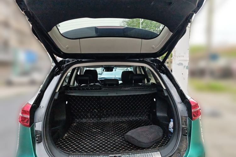 Used Hongqi HS5 2022 2.0T Smart Connect Flagship Edition Trunk