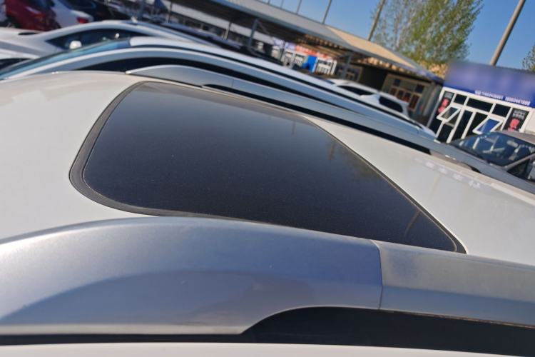 Used GAC Trumpchi GS4 2017 200T G-DCT Two-Wheel Drive Elite Edition Roof