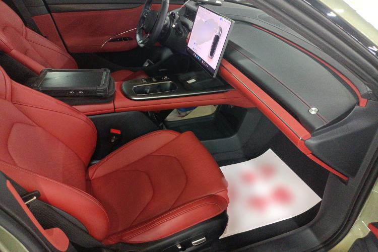 Used Xiaomi Auto SU7 2024 Rear-Drive Long-Range Intelligent Driving Version
