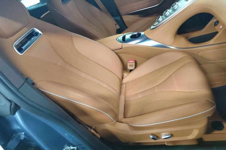 Used ORA Lightning Cat 2022 555 km Luxury Edition