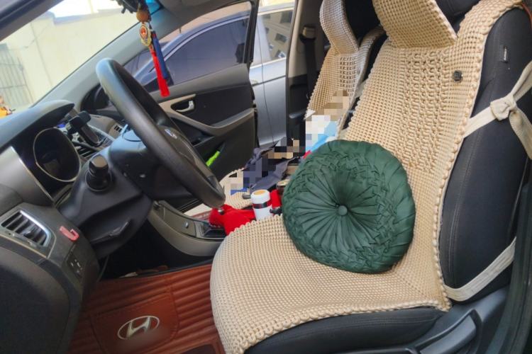 Used Hyundai Elantra (5th Generation / Langdong) 2015 1.6L Manual Leading Model