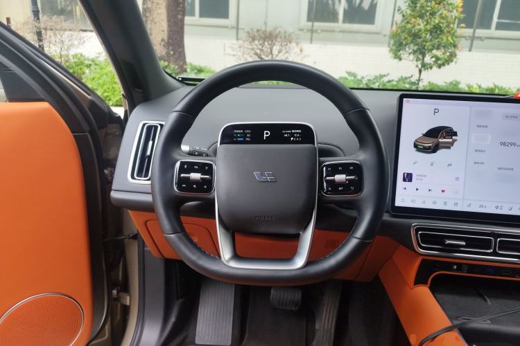 Used Li Auto L8 2023 Pro Model