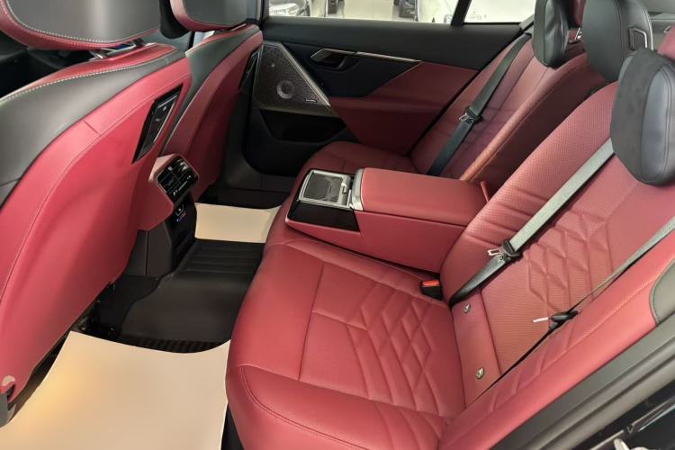 Used BMW i5 2024 eDrive 35L Prestige Luxury Package