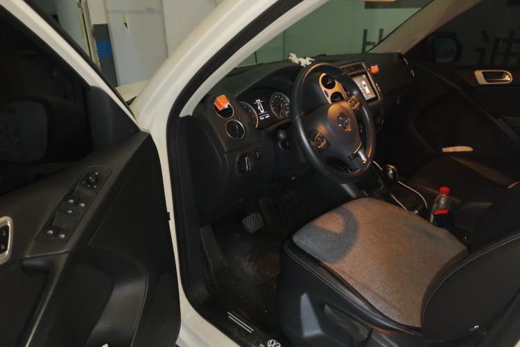 Used Volkswagen Tiguan 2016 280TSI Automatic Two-Wheel-Drive Silk Road Style Edition Driver Seat