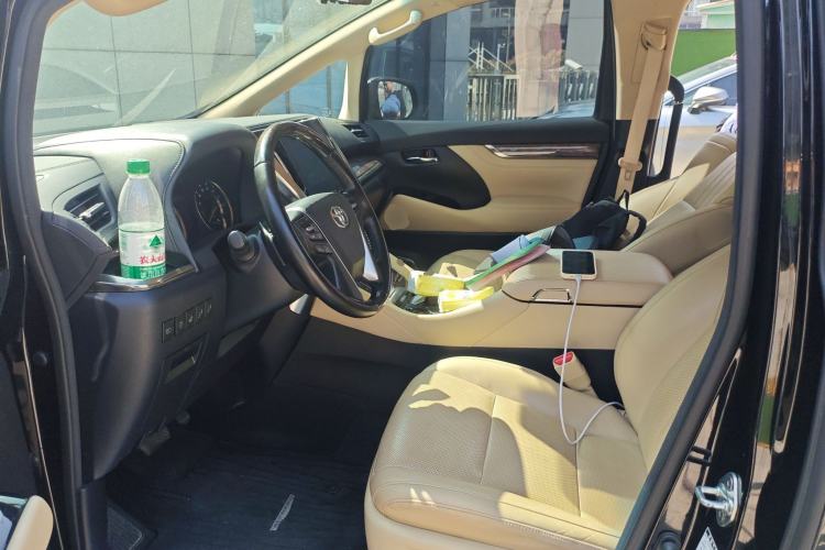 Used Toyota Alphard 2023 Dual-Motor 2.5L Premium Golden Edition