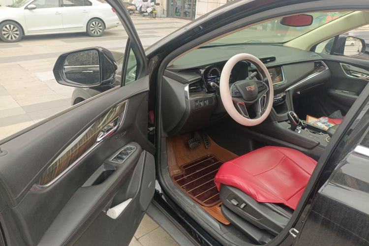 Used Cadillac XT5 2016 25T Luxury Model Driver Seat