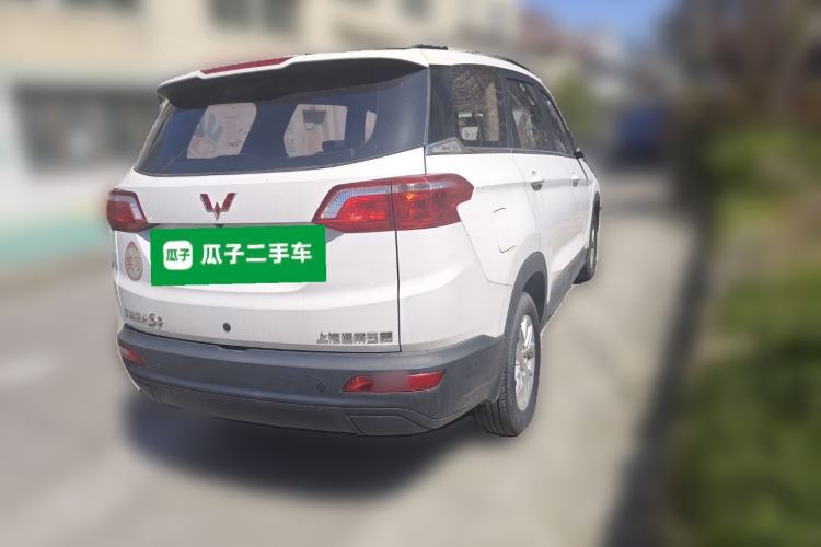 Used Wuling Hongguang S3 2018 1.5L Manual Comfort Model China V Standard