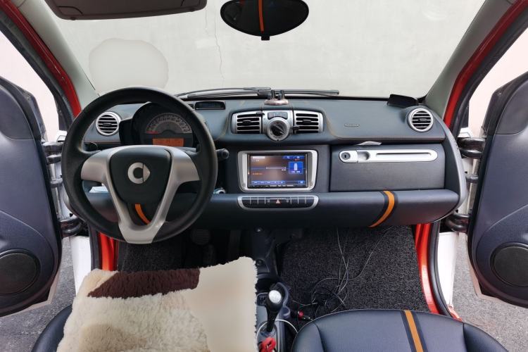 Used smart fortwo 2015 1.0 MHD Spark Special Edition