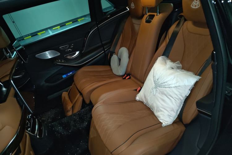 Used Mercedes-Benz Maybach S-Class 2020 S 450 4MATIC Collector's Edition Left Rear Seat