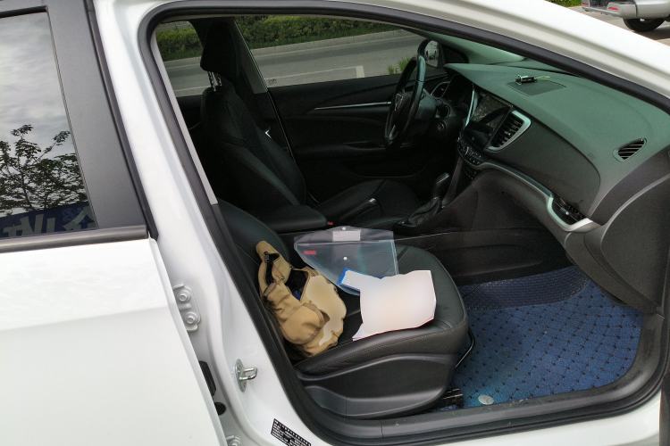 Used Buick GT 2019 18T Automatic Connected Elite Model China VI Standard Right Front Seat