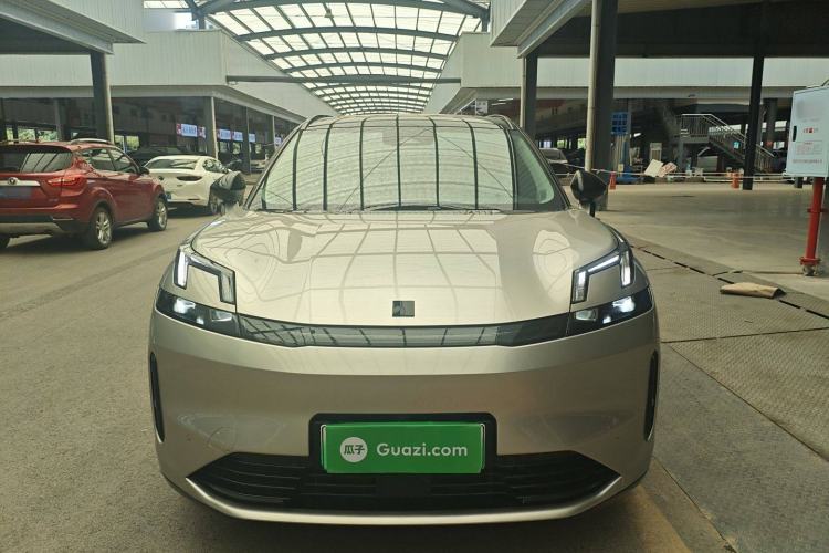 Used Lynk & Co 08 EM-P 2023 245km Ultra-Long Range Halo