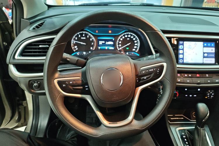 Used Buick GT 2021 Revised Version Flagship 1.5L Automatic Elite Edition Steering Wheel