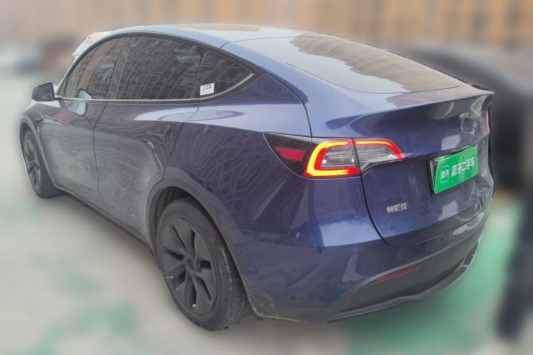 Used Tesla Model Y 2024 Long-Range All-Wheel-Drive Version
