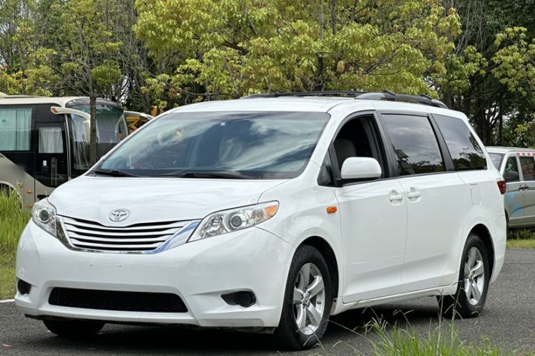 Used Toyota Sienna (Parallel Import) 2015 3.5L Two-Wheel Drive L