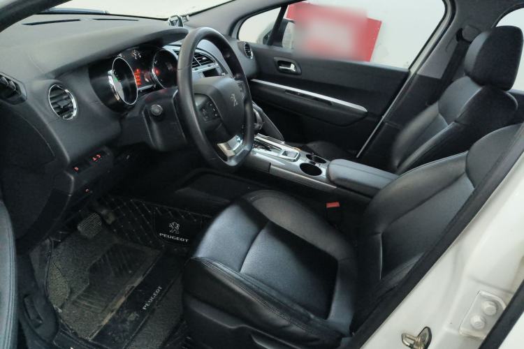 Used Peugeot 3008 2018 2.0L Automatic Classic Edition
