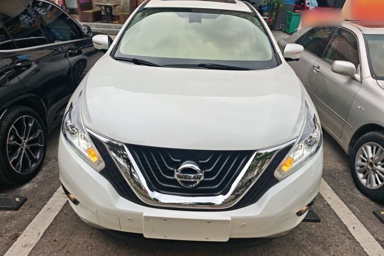 Used Nissan Murano 2021 2.5L XL Two-Wheel Drive Smart Connect Luxury Edition Front