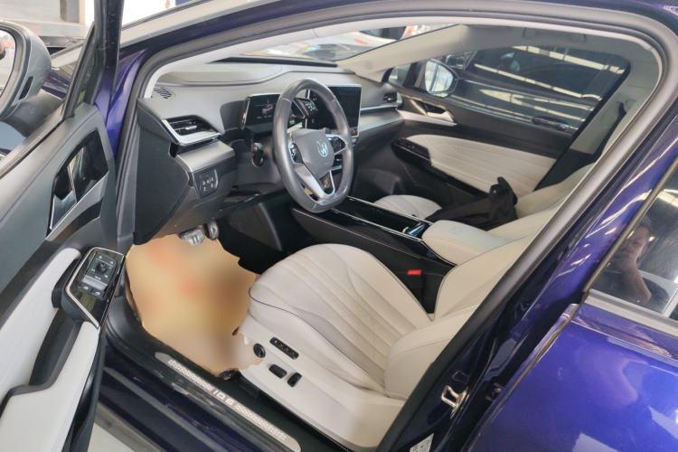 Used Volkswagen ID.6 X 2021 Pro Smart Long-Range Edition Left Front Seat