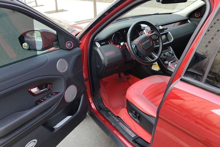 Used Land Rover Range Rover Evoque 2018 240 PS SE Smart Brilliance Edition
