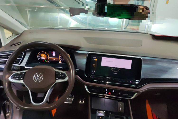 Used Volkswagen Viloran 2022 380TSI Luxury Edition