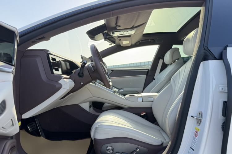 Used Denza Z9GT 2024 1100 Four-Wheel Drive Max Edition