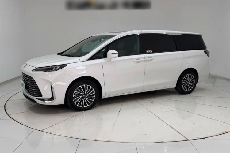 Used Buick GL8 New Energy 2025 Lu Shang Luxury Edition 7-Seater
