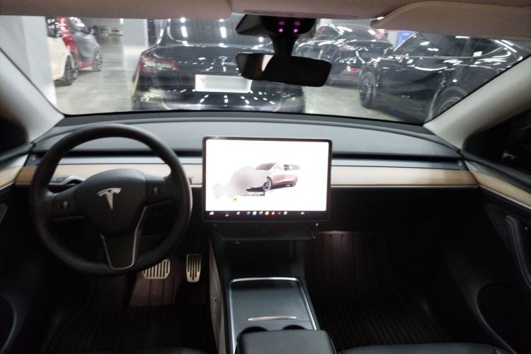 Used Tesla Model Y 2022 Rear-Wheel-Drive Version