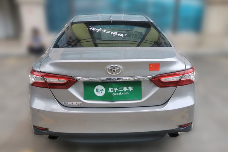 Used Toyota Camry 2021 2.0G Luxury Edition
