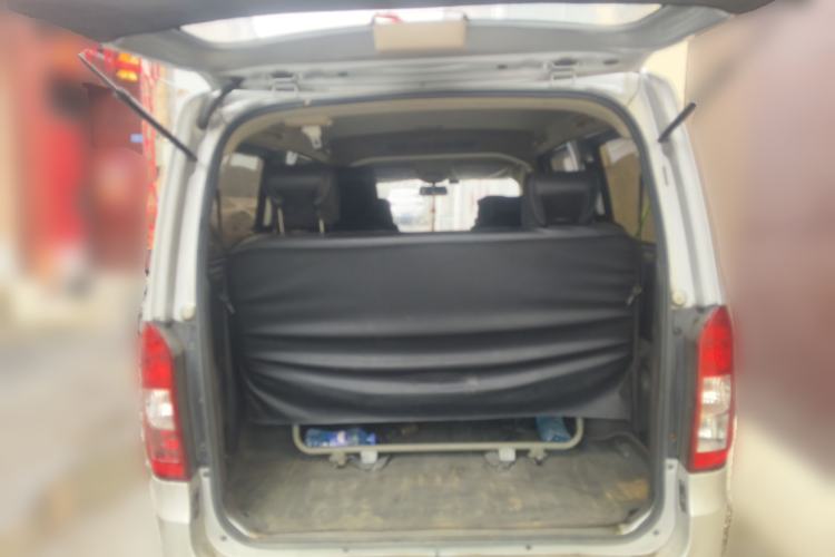 Used Wuling Rongguang V 2018 1.5L Standard Version