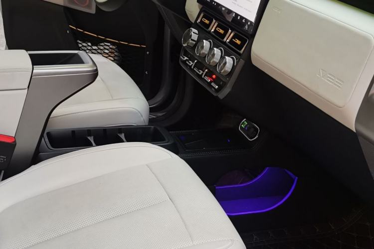 Used iCAR V23 2025 501 Four-Wheel Drive Advanced Version Interior 3