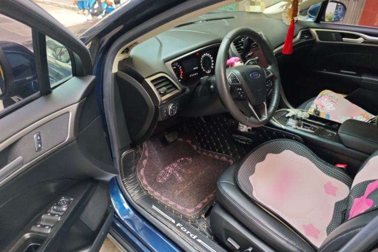 Used Ford Mondeo 2017 EcoBoost 200 Stylish Model Driver Seat