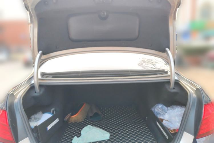 Used BMW 5 Series 2014 525Li Luxury Design Package
