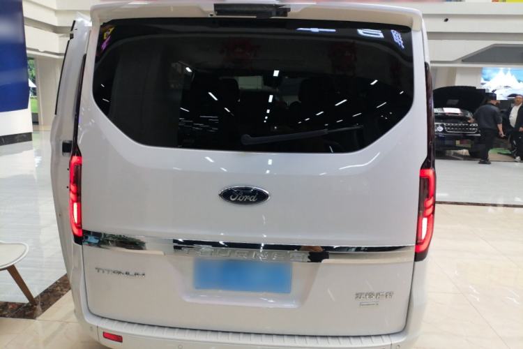 Used Ford Tourneo Custom 2023 2.0T Automatic Prestige Edition