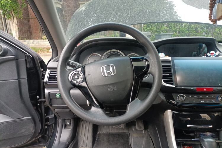 Used Honda Accord 2016 2.0L Comfort Edition Steering Wheel