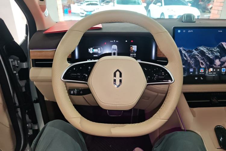 Used Hima AITO M7 2024 1.5T Four-Wheel Drive Plus Version 5 Seats
