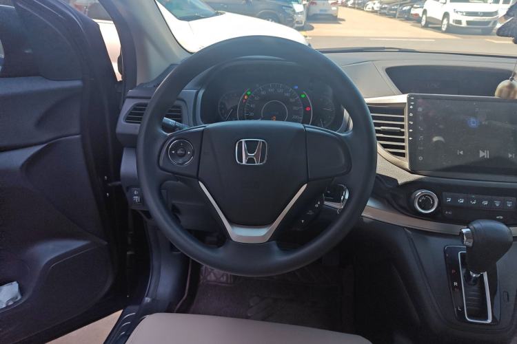 Used Honda CR-V 2016 2.0L Two-Wheel Drive Classic Edition