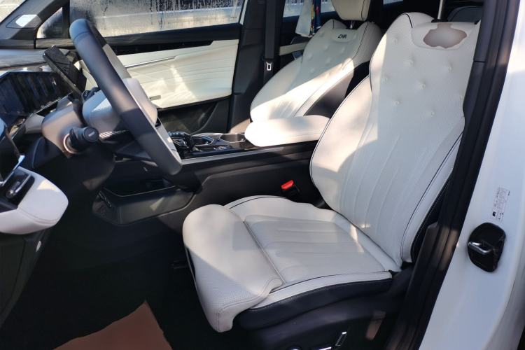 Used Geely Auto FX11 2023 1.5TD Leishen Hi·F Super Rui Left Front Seat