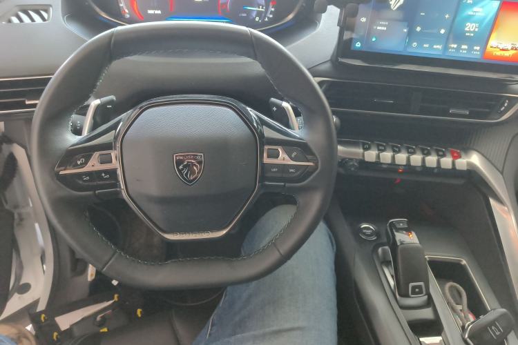 Used Peugeot 5008 2023 400THP True Love Edition 5-seater
