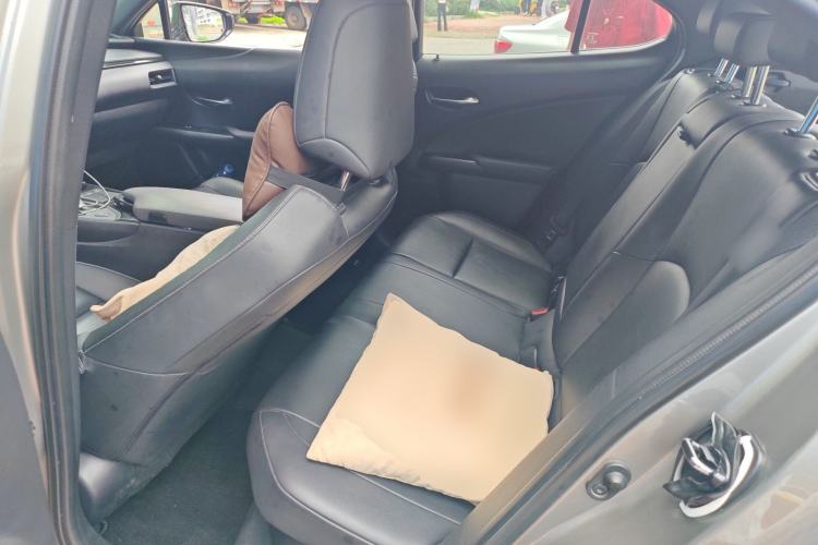 Used Lexus UX 2020 260h Explore-Cool Edition