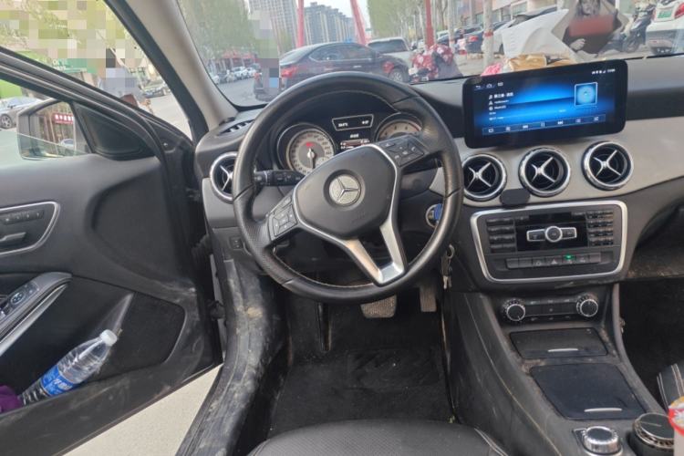 Used Mercedes-Benz GLA 2015 GLA 200 Sport Edition Steering Wheel