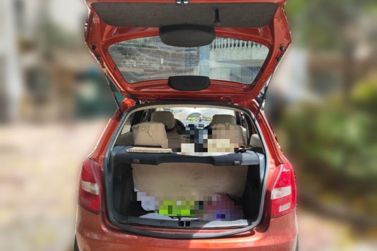 Used Skoda Fabia 2011 1.4L Manual Crystal Edition
