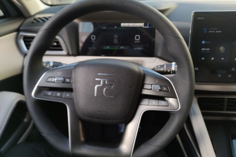 Used BYD Yuan UP 2024 401KM Leading Edition