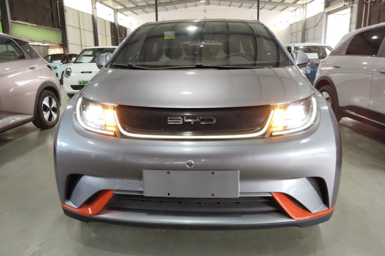 Used BYD Dolphin 2021 405 km Fashion Edition Front