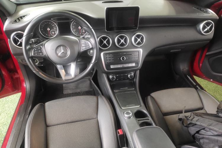 Used Mercedes-Benz A-Class 2017 Revised A 200 Dynamic Edition Center Console