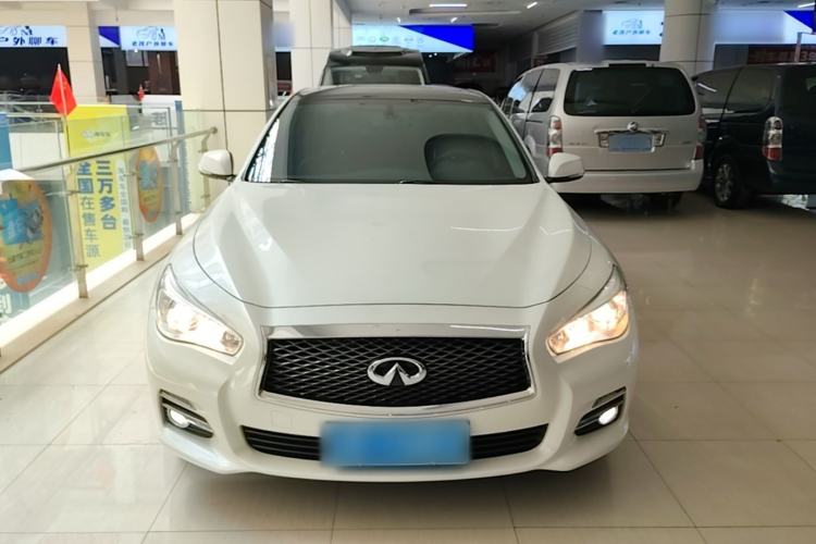 Used Infiniti Q50L 2016 2.0T Comfort Edition Front