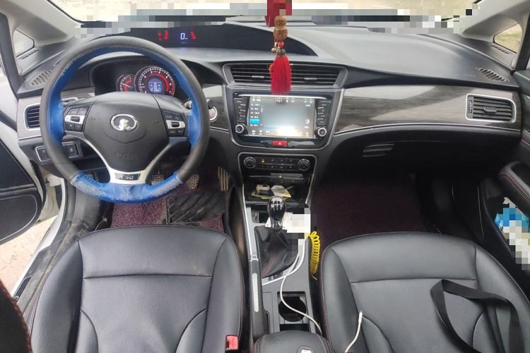 Used Great Wall C50 2014 Upgraded Model 1.5T Manual Elite Version
