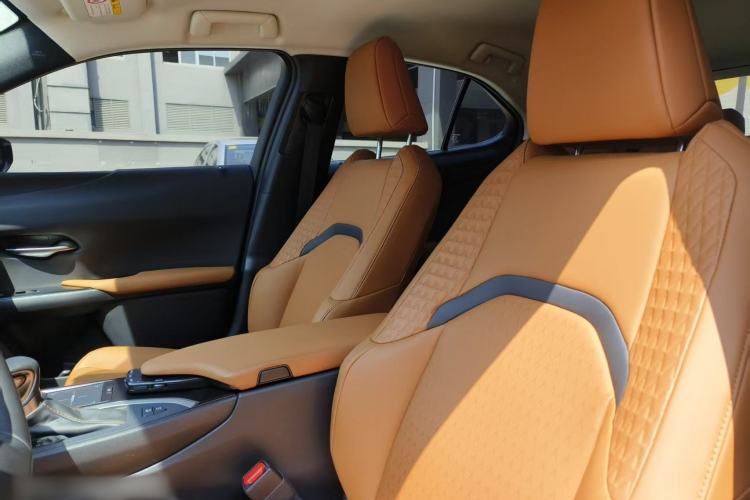 Used Lexus UX 2020 260h Explore-Cool Edition