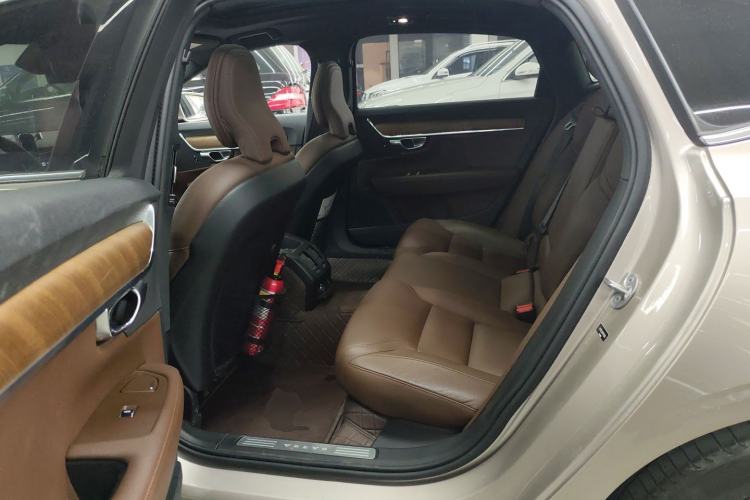 Used Volvo S90 2023 B5 Zhiyi Luxury Edition Left Rear Seat