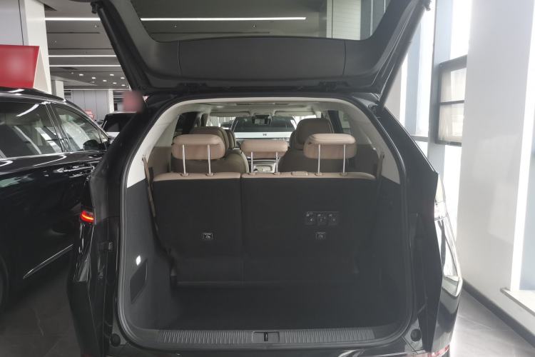 Used XPeng X9 2025 740 Ultra-Long Range Max